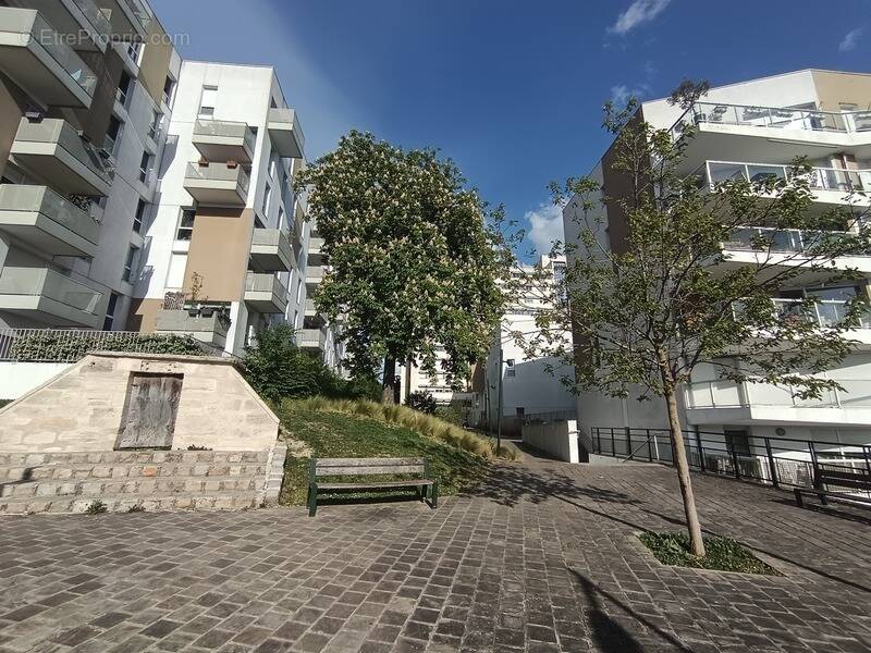 Appartement à BAGNEUX