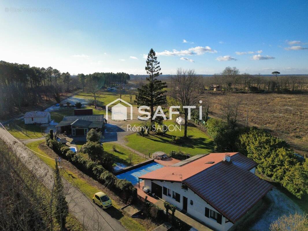 Photo 1 - Maison à SAINTE-HELENE