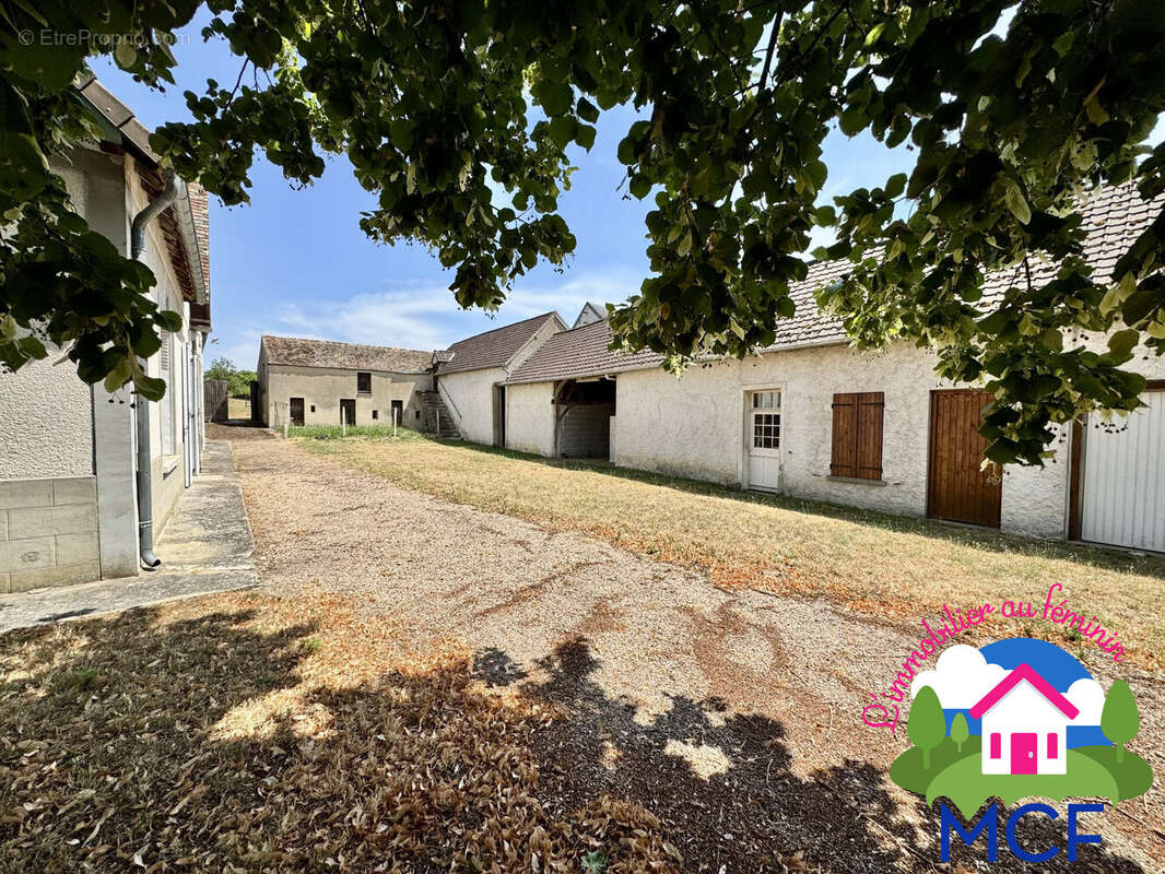 Maison 132 m² à Bueil  - photo 2