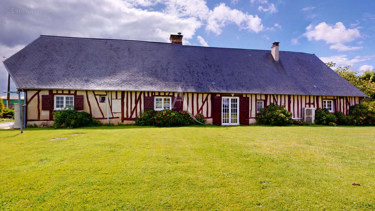 Maison à CLAVILLE