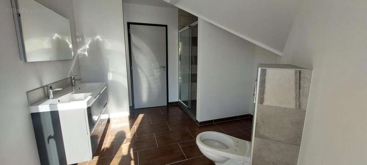 20250411_171540 - Maison à ELOYES