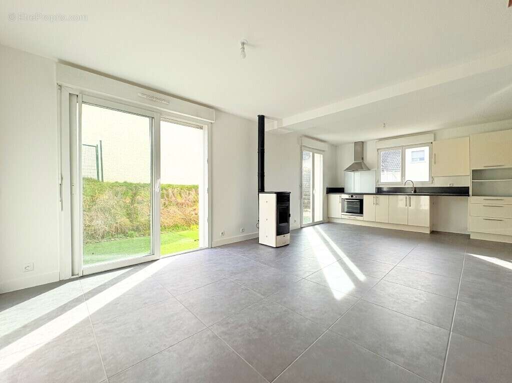 Maison à ALBY-SUR-CHERAN