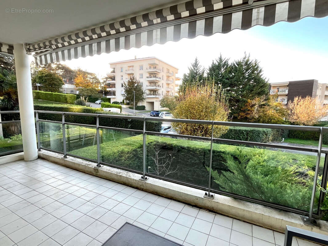 Appartement à SAINTE-FOY-LES-LYON