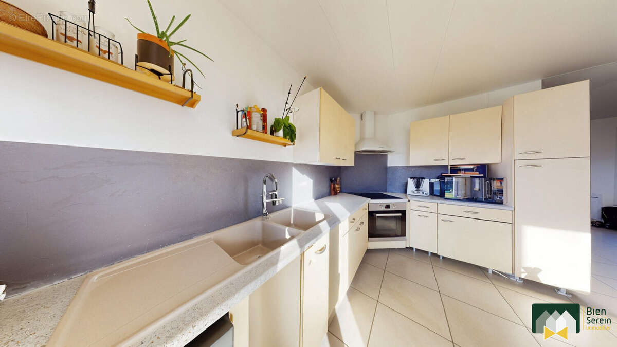 cuisine  - Maison à CLEVILLIERS