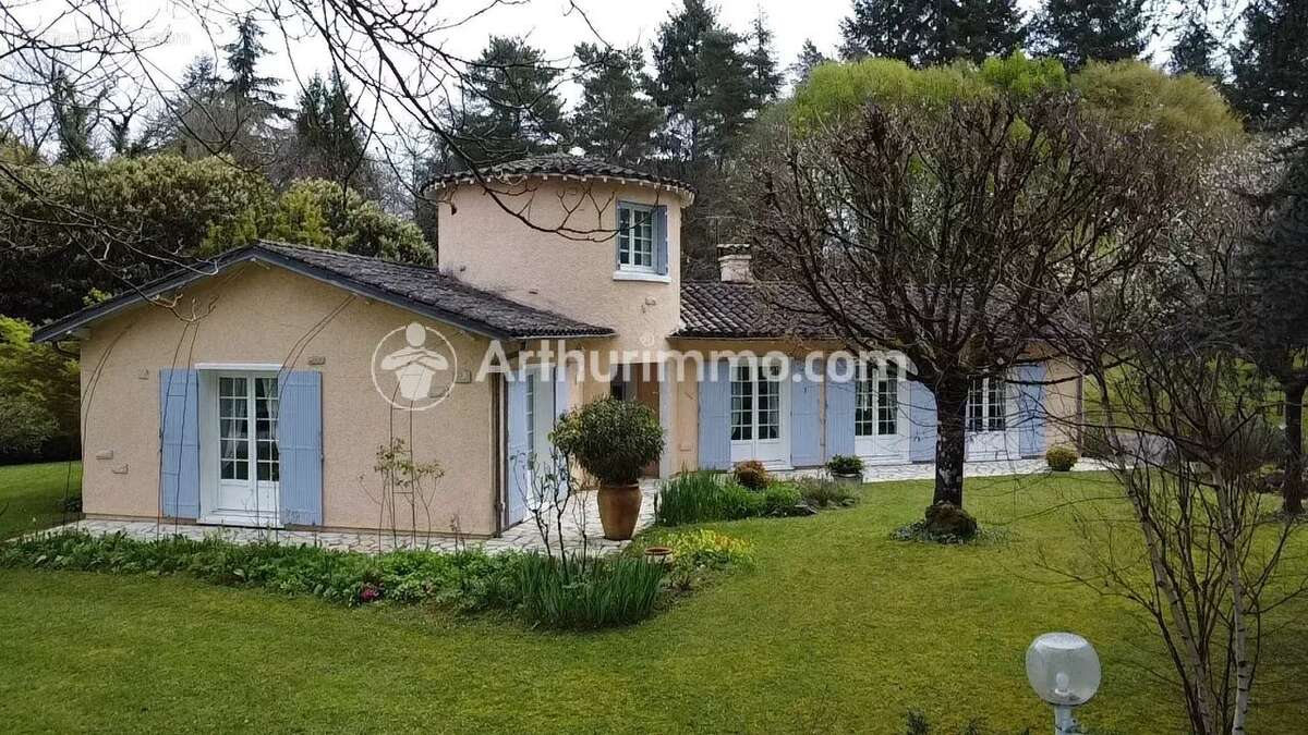 Maison à SAINT-ASTIER