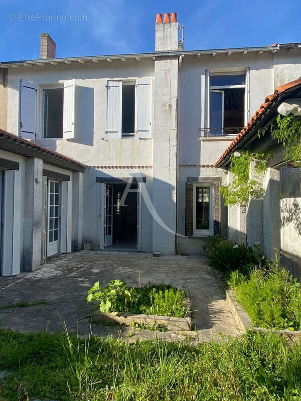 Maison à LA ROCHELLE