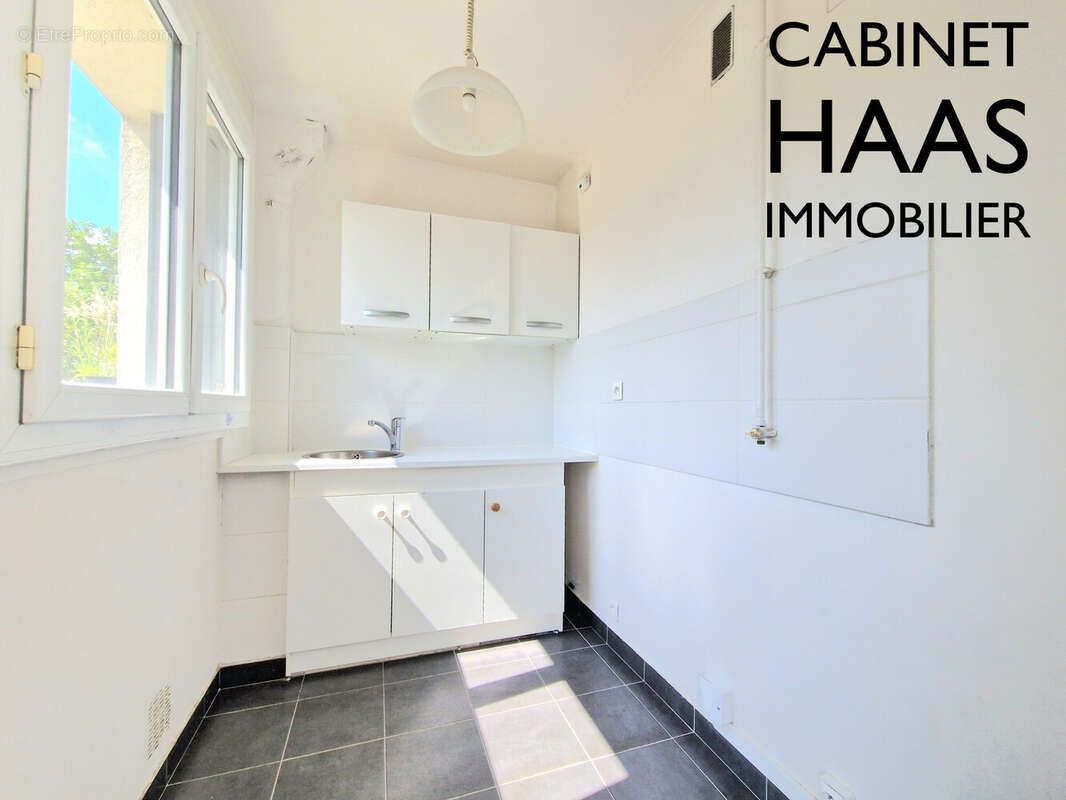 Cuisine - Appartement à IVRY-SUR-SEINE