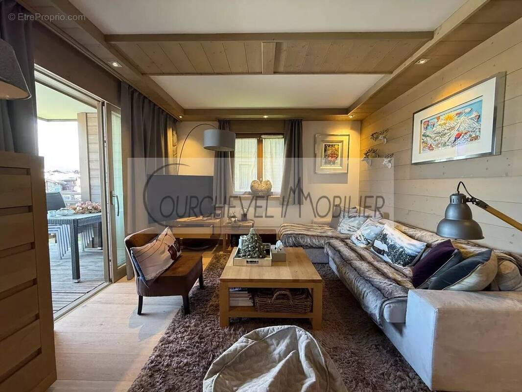 Appartement à LA PERRIERE