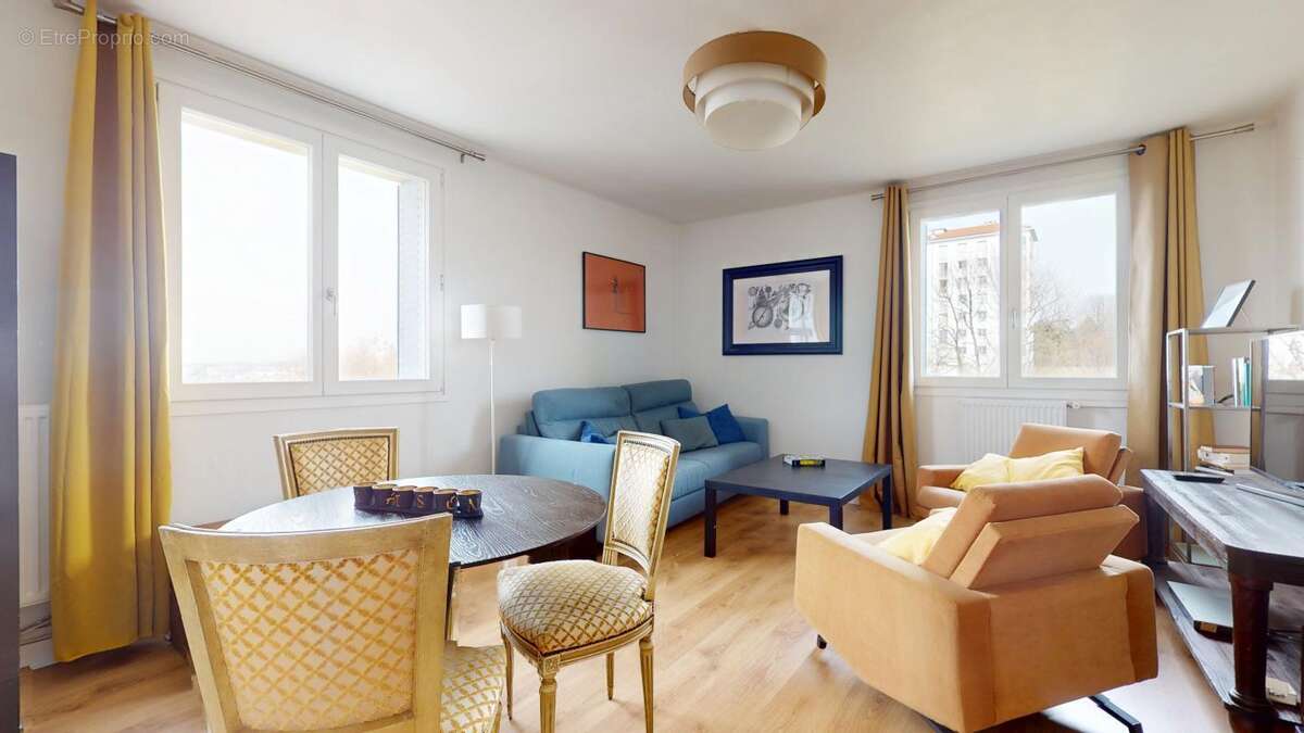Appartement à LYON-5E