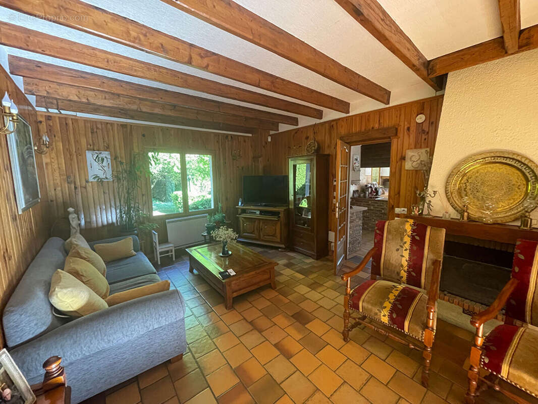 Maison à NEUVY-EN-DUNOIS