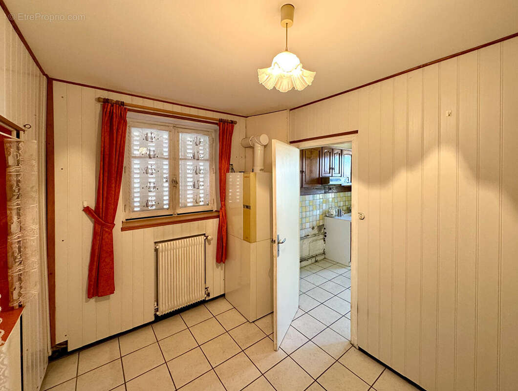 Maison à CEYRAT