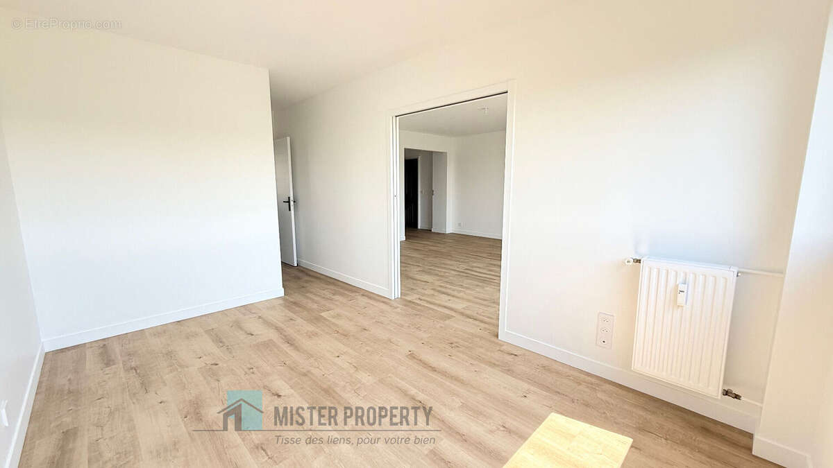 Rueil-malmaison / centre ville / 4 (pieces) -89 m2 / balcon / parking / cave - photo 9