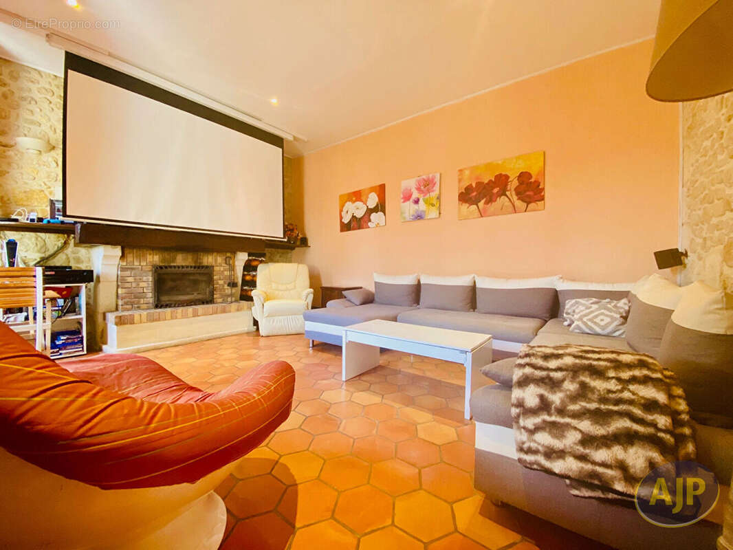 Maison à LESPARRE-MEDOC