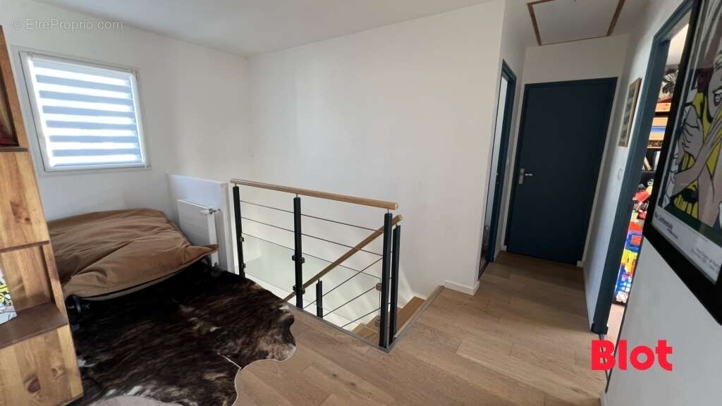Maison 124 m² à Liffre  - photo 8