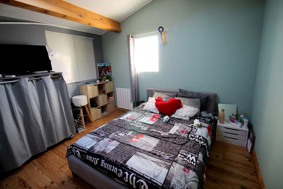 Maison à BESSE-SUR-ISSOLE