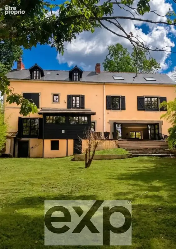 Maison 257 m² à Suce-Sur-Erdre  - photo 2
