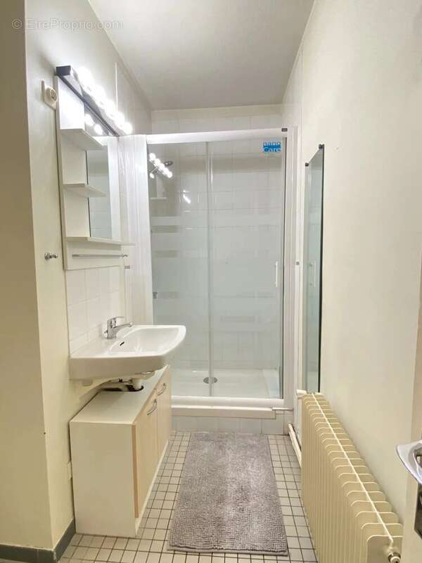 Appartement à BOUSSY-SAINT-ANTOINE