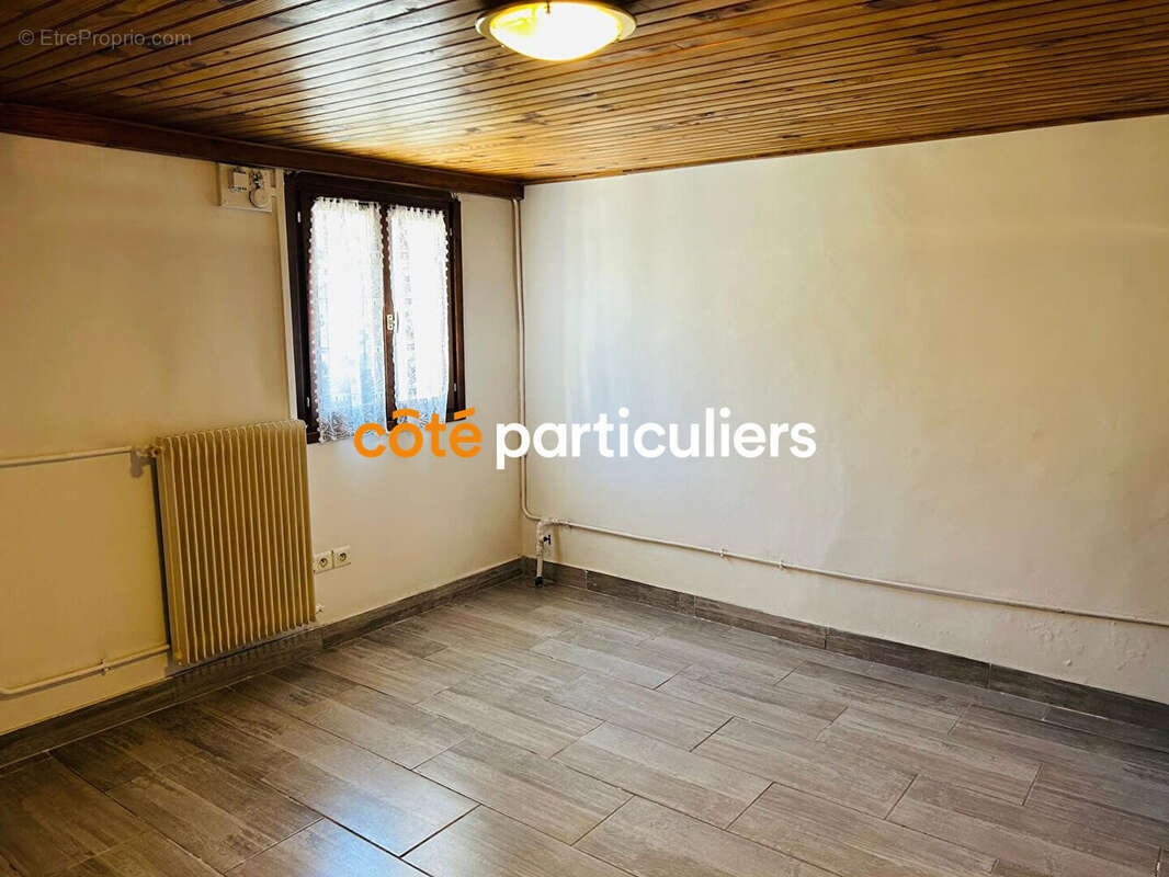 Maison à VILLENEUVE-SAINT-GEORGES