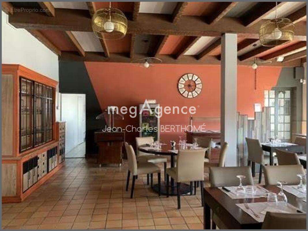 Emplacement stratégique pour ce restaurant renommé d'une surface de 200M2, excellente rentabilité - photo 2