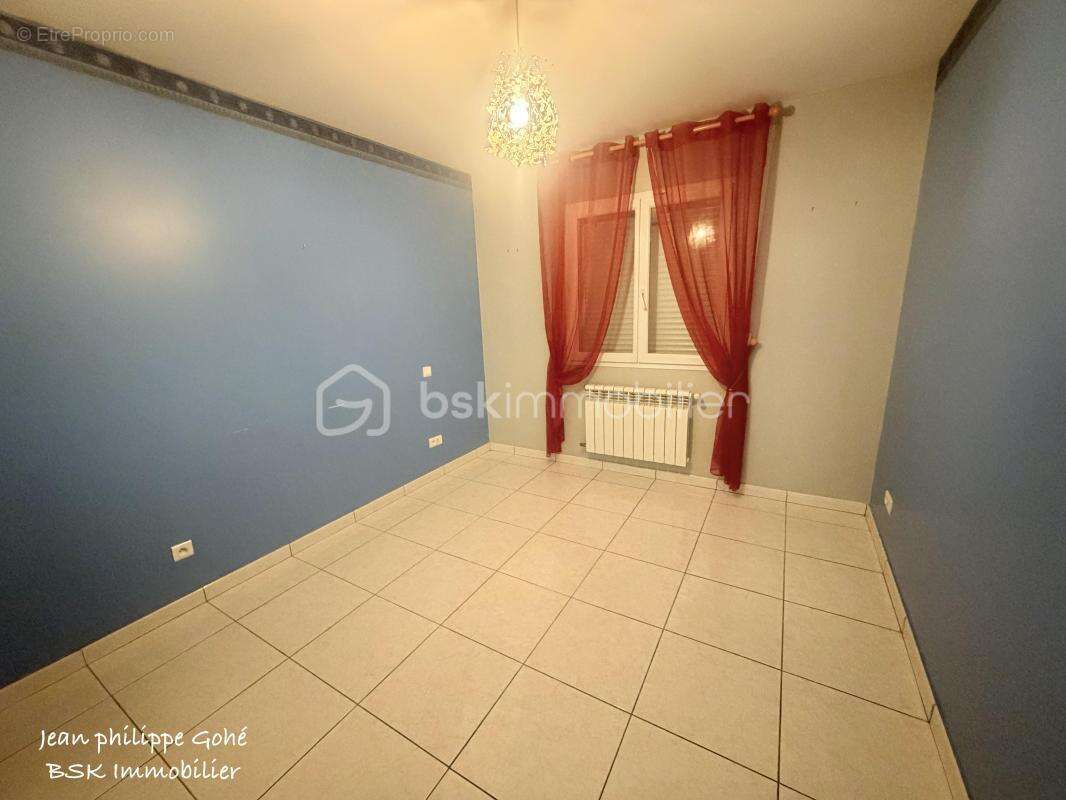 Maison à LIGNAN-SUR-ORB