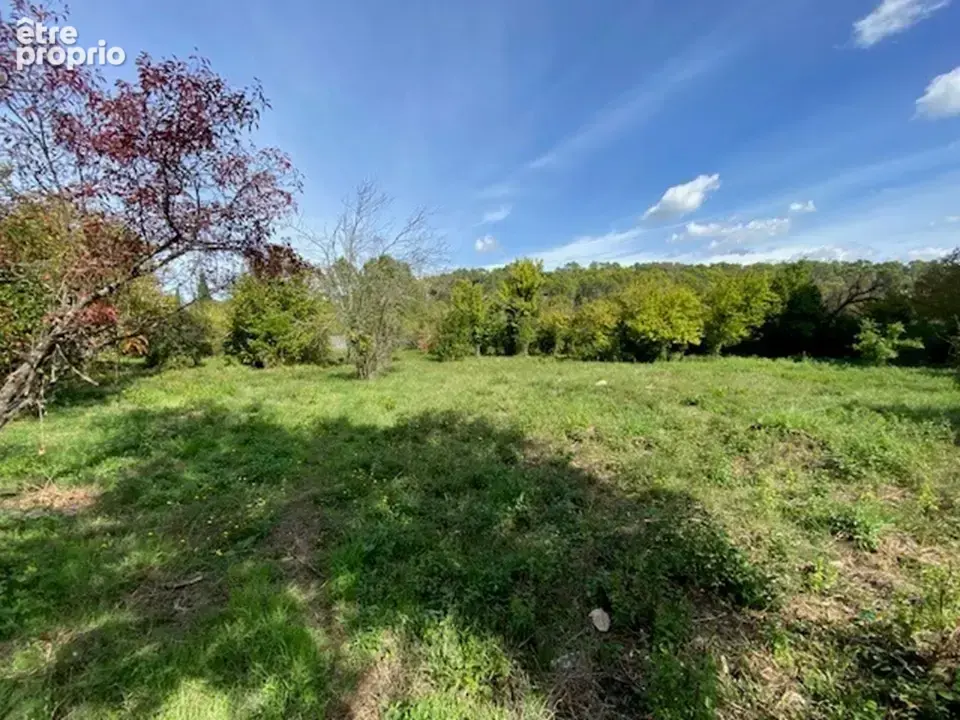 Terrain à CARNOULES
