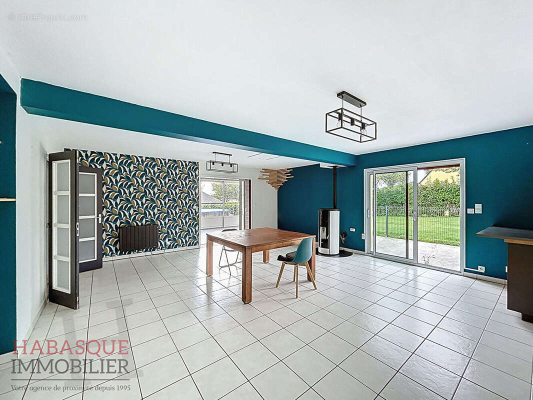 Maison à SAINT-URBAIN