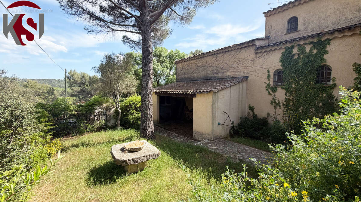 Maison à BRAS