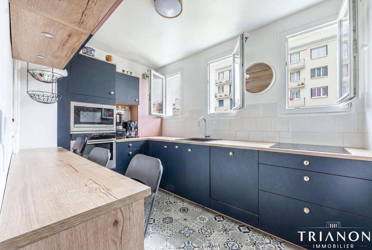 Appartement à SURESNES