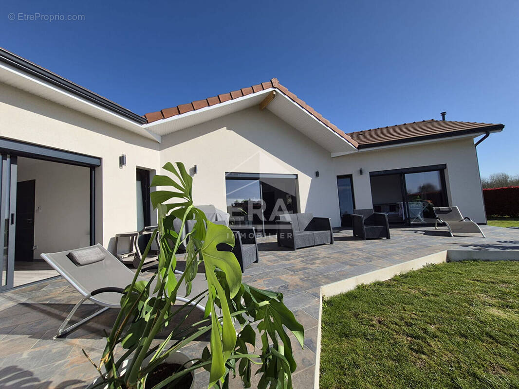 Maison à VIC-EN-BIGORRE