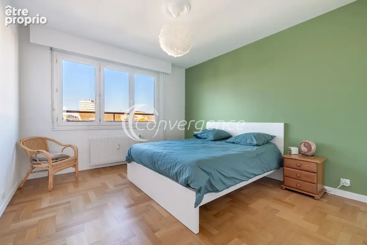 Appartement T5 avec garage, balcon, ascenseur et cave - hypercentre - photo 6