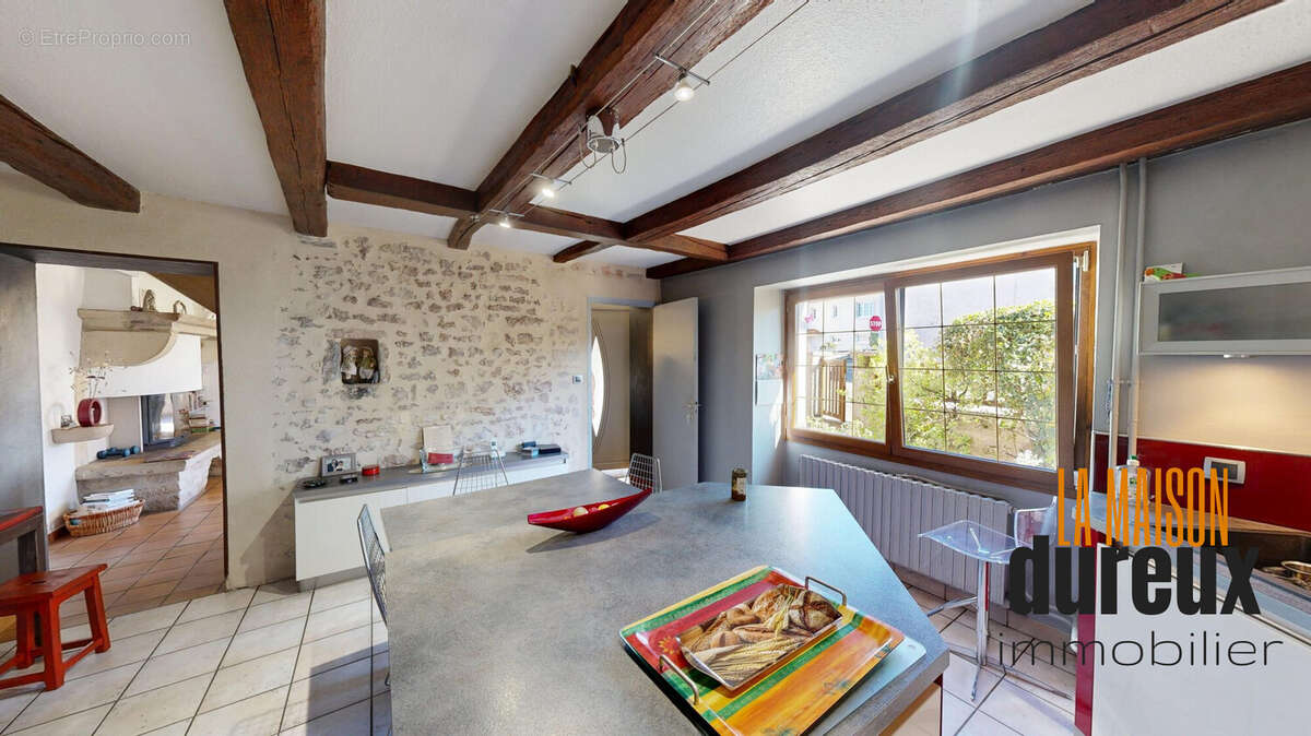 Maison à NANTILLY