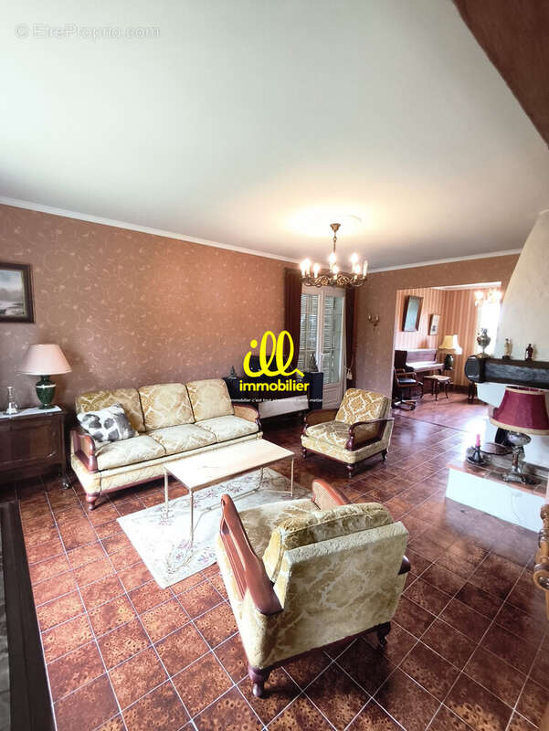 Maison 176 m² à Saint-Laurent  - photo 2