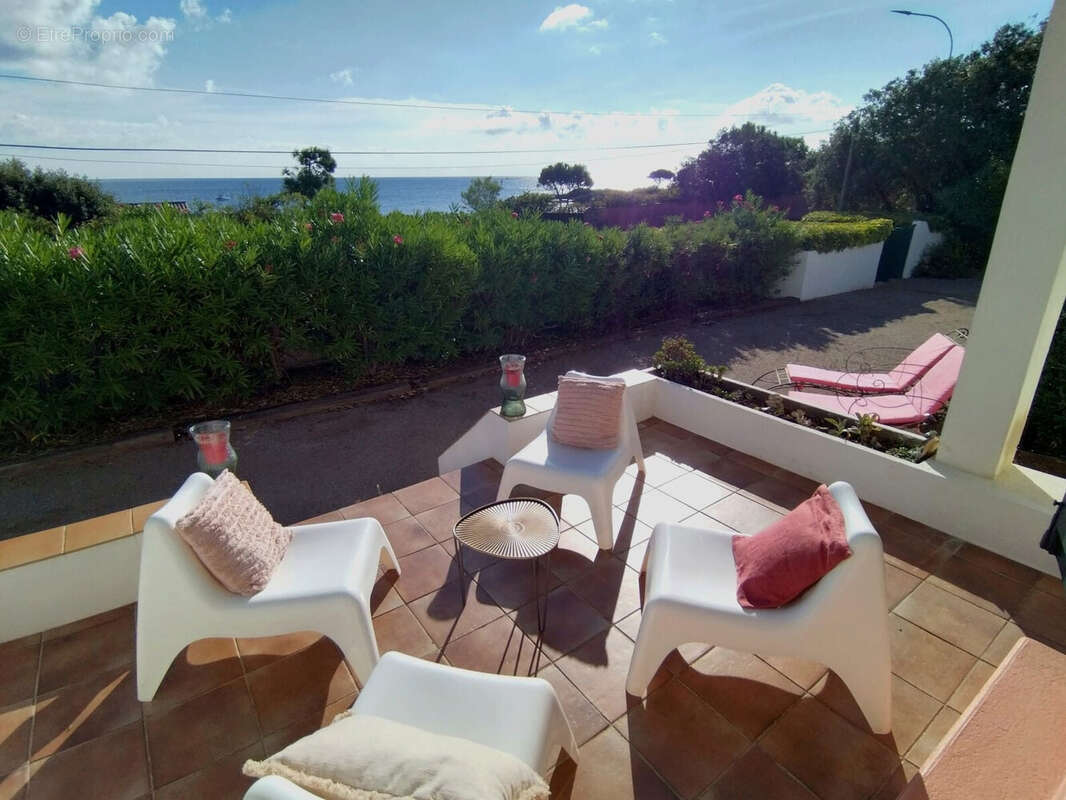 Terrasse - Maison à SAINTE-MAXIME
