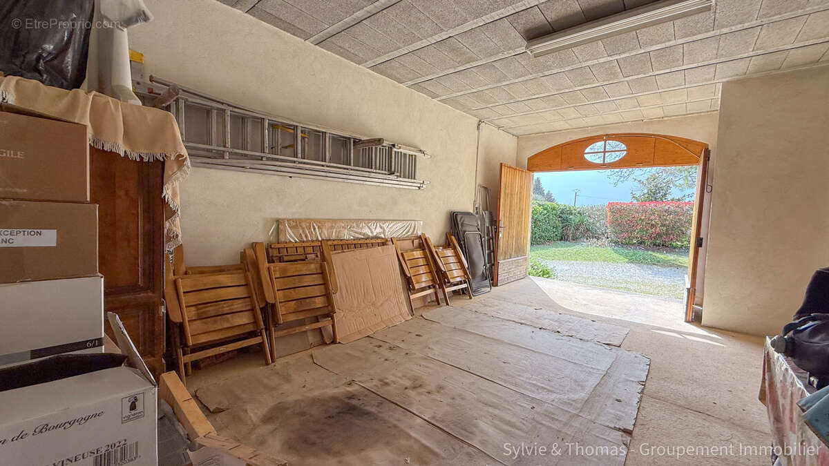 Maison à CADEROUSSE