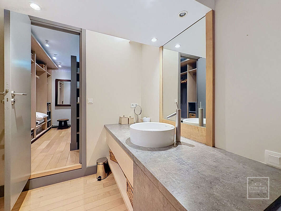 Saint-Cyr Au Mont d'Or Appartement T3 de 120m² habitables dans une superbe propriété - photo 6
