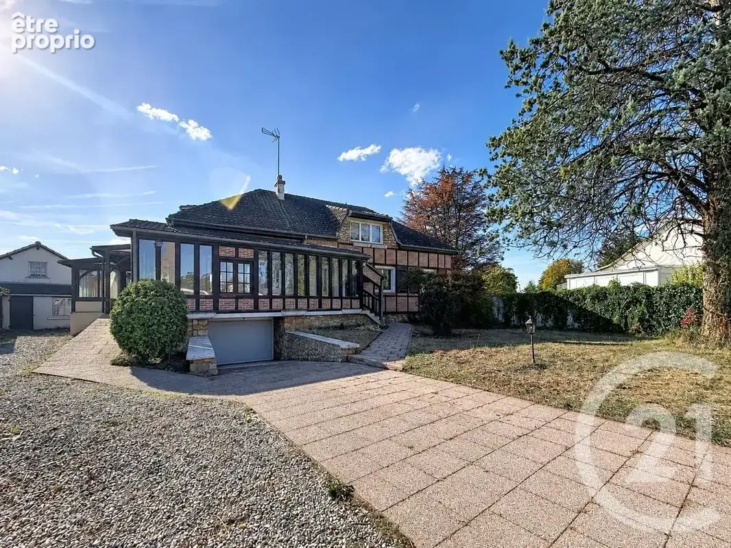 Maison à MENESTREAU-EN-VILLETTE