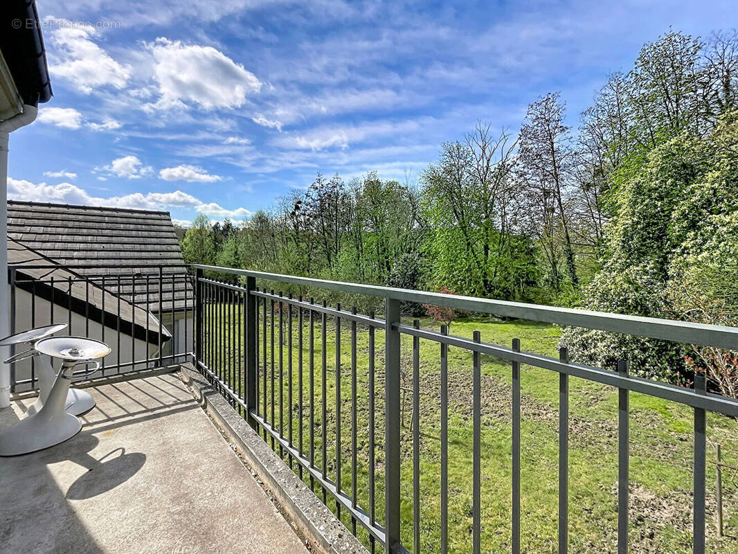 Appartement à ELANCOURT