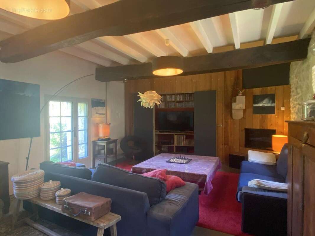 31E2822BC5E041299D381DAF3C76F62E - Maison à LIBOURNE