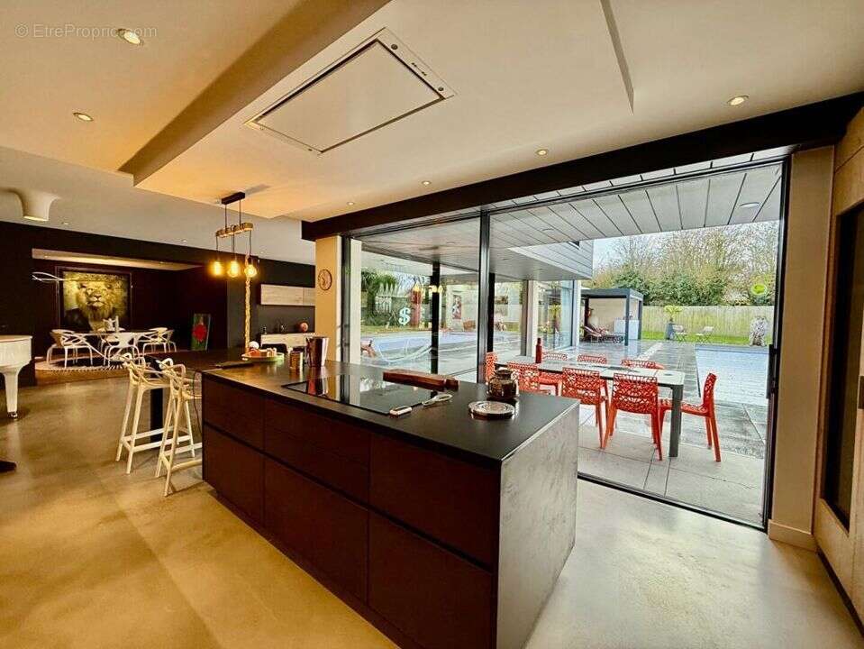 Maison à SAINT-CONTEST