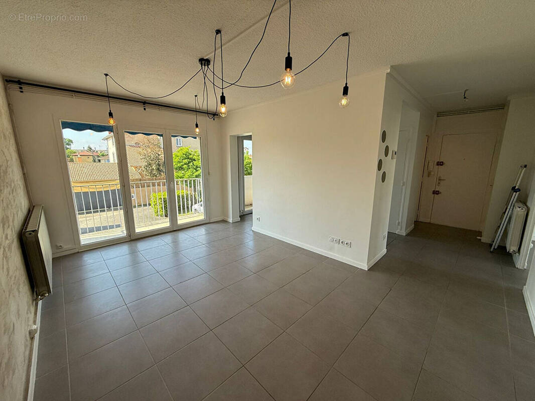 Appartement à ROMANS-SUR-ISERE