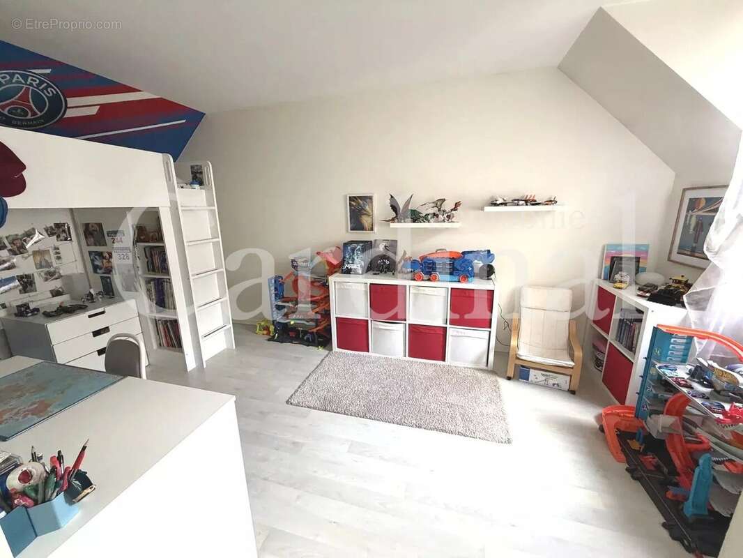 Maison à NOISY-LE-ROI