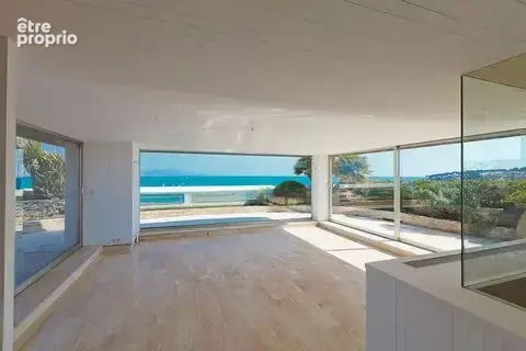 Photo Appartement à Antibes au prix de 3 900 000€