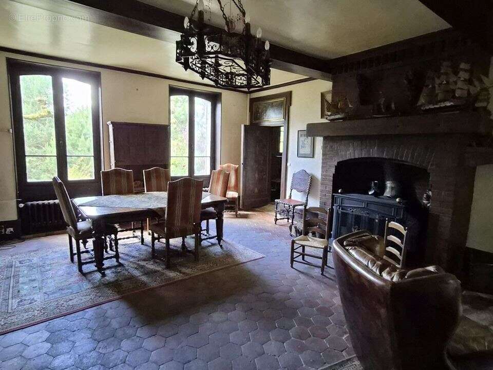 Maison à FONTENAY-SUR-LOING