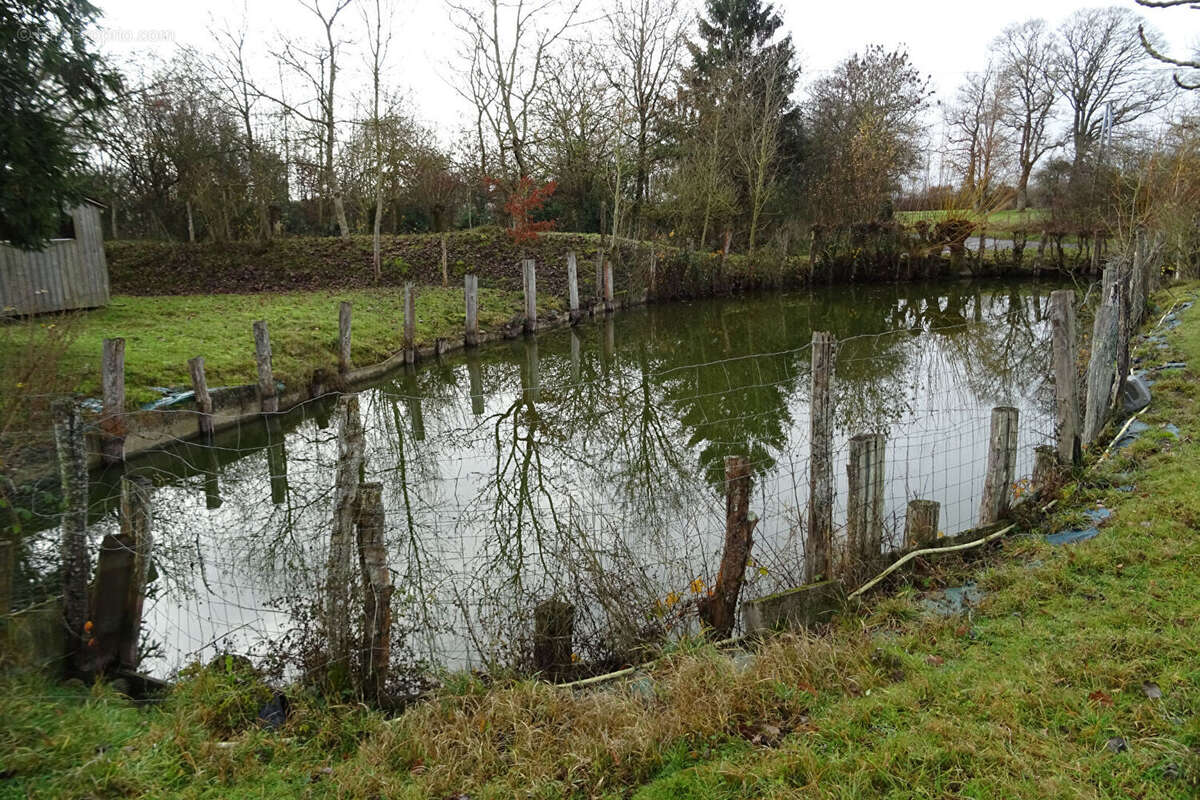 Maison à LA BAZOCHE-GOUET