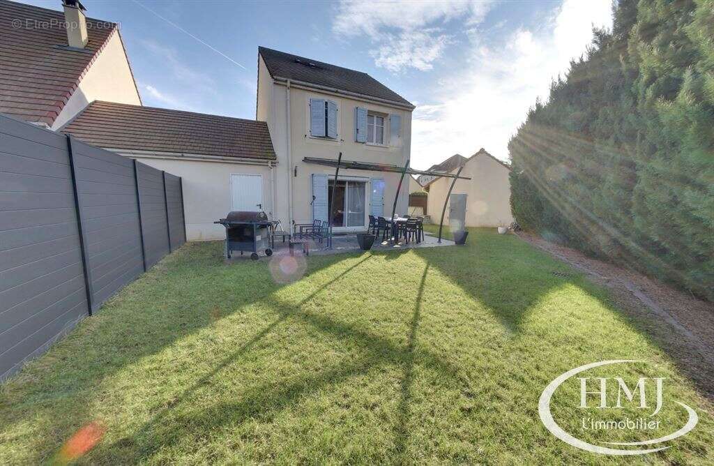 Maison à LISSES