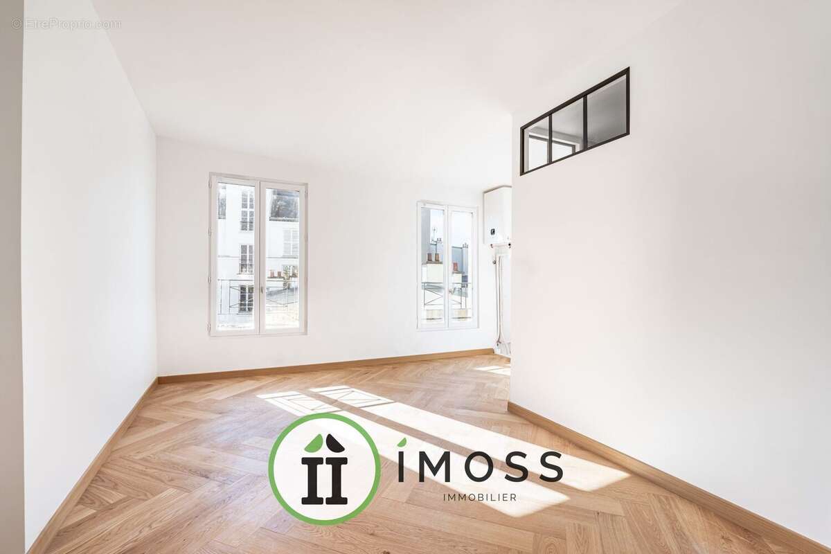 Appartement à PARIS-10E