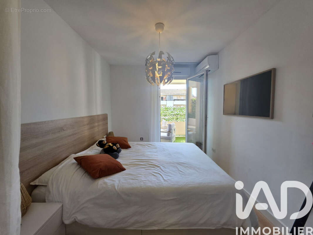Photo 8 - Appartement à ROQUEBRUNE-SUR-ARGENS