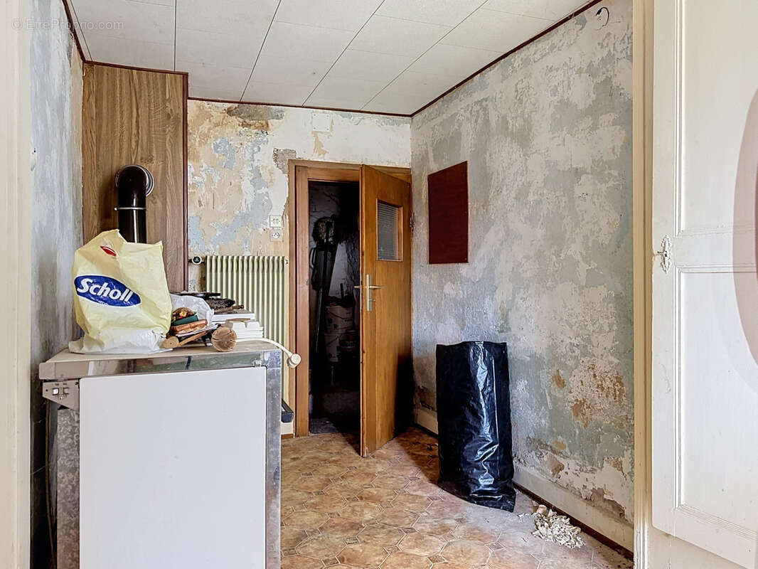 Maison de 38m2 habitables avec cave et grenier - photo 2
