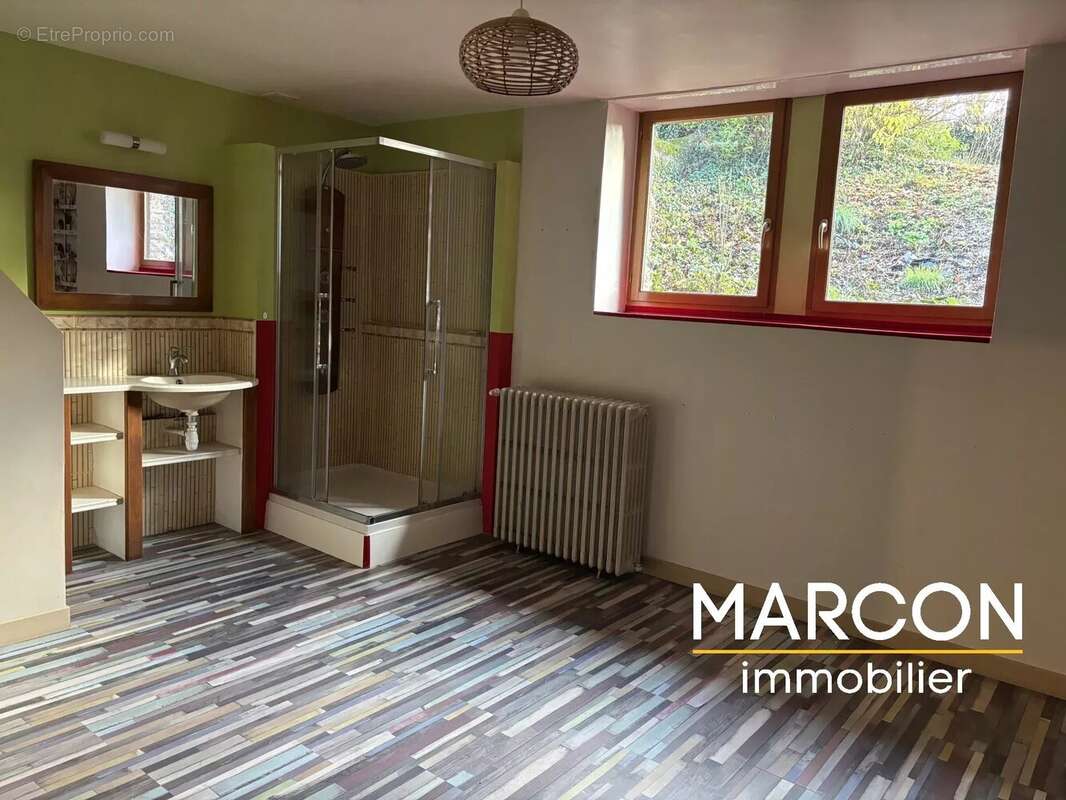 Maison à LA SOUTERRAINE