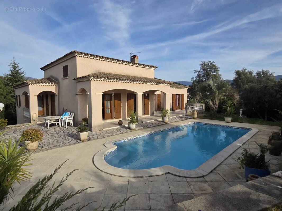 Maison à AFA